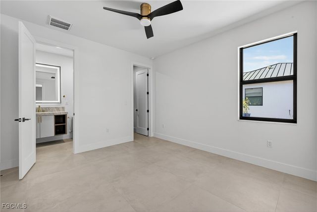 13 NW 35th PL, Cape Coral, FL 33993