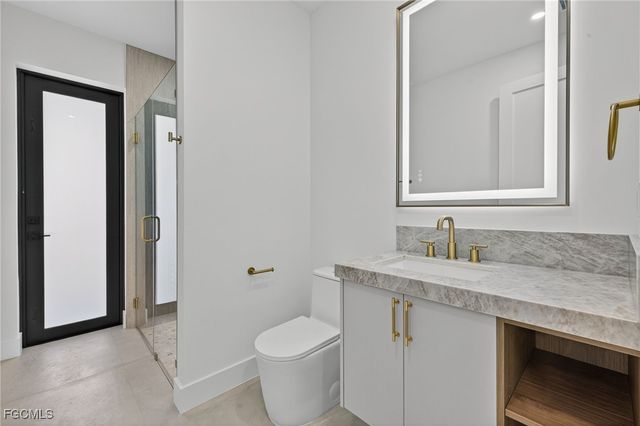 13 NW 35th PL, Cape Coral, FL 33993