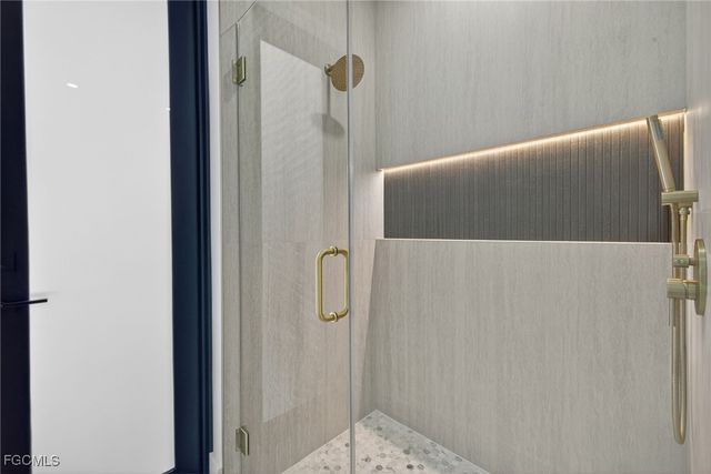 13 NW 35th PL, Cape Coral, FL 33993