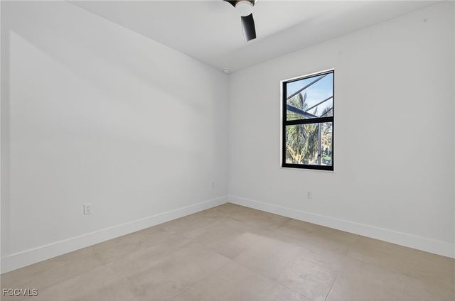 13 NW 35th PL, Cape Coral, FL 33993