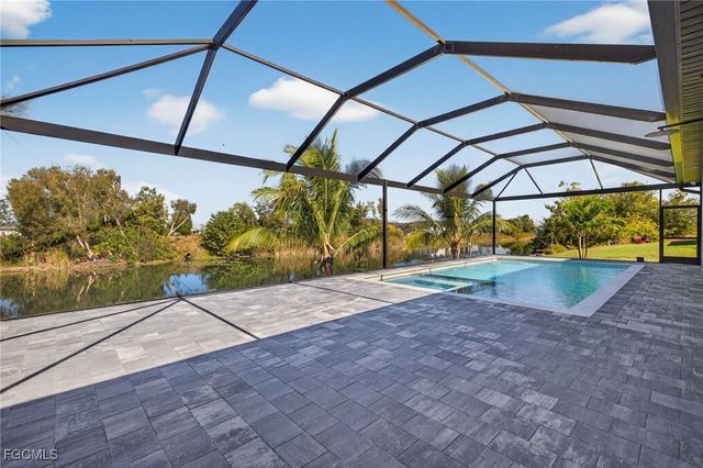 13 NW 35th PL, Cape Coral, FL 33993