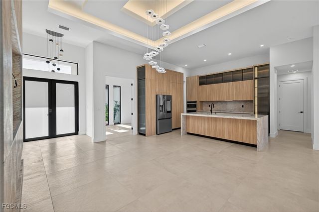 13 NW 35th PL, Cape Coral, FL 33993