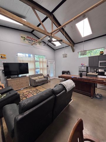 100 Rainbow Loop, Heber Springs, AR 72543