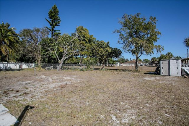 5615 24TH STREET W, Bradenton, FL 34207