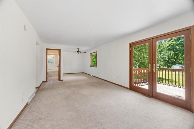 2241 WALLACE LAKE ROAD, West Bend, WI 53090