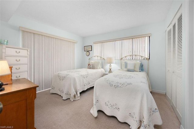114 Cypress WAY E D3, Naples, FL 34110