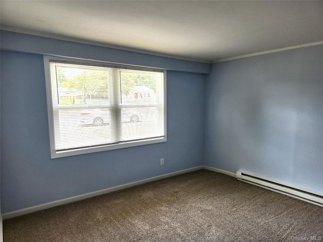 548 Taylor Avenue, East Patchogue, NY 11772