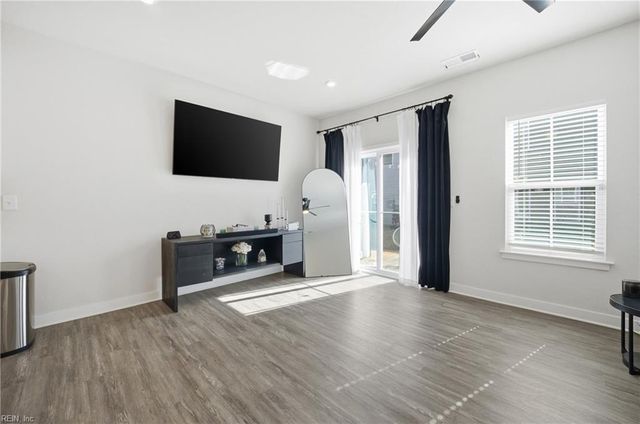 557 Bright Red RN, Chesapeake, VA 23323