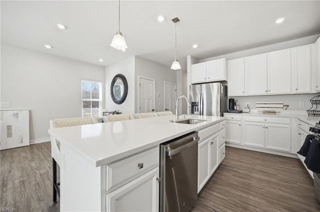 557 Bright Red RN, Chesapeake, VA 23323