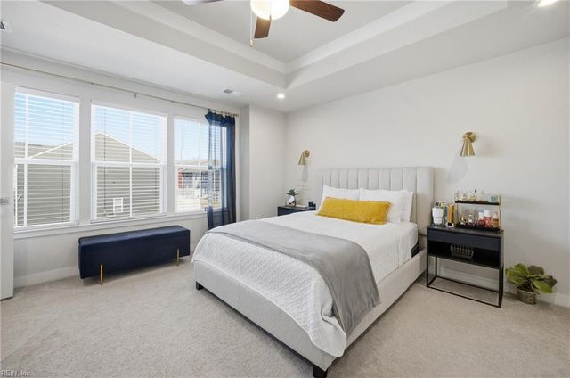 557 Bright Red RN, Chesapeake, VA 23323