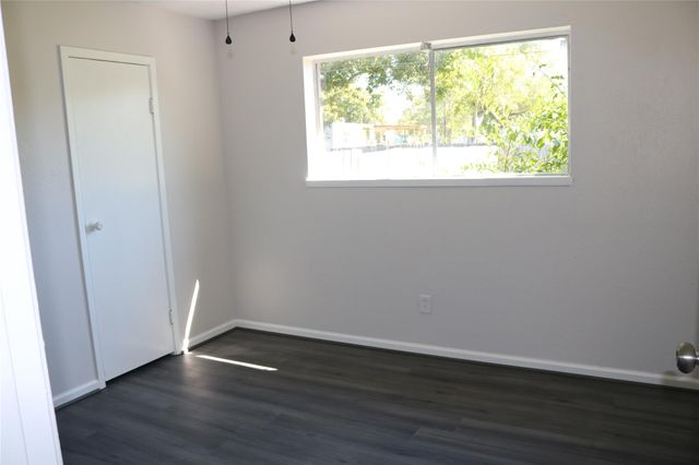 4018 Easy Street, Dickinson, TX 77539