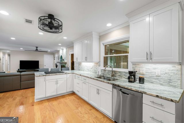 2501 Midvale Court, Tucker, GA 30084