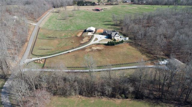 1050 Ricky West Road, Cleveland, GA 30528