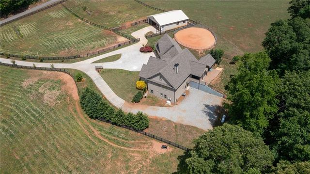 1050 Ricky West Road, Cleveland, GA 30528