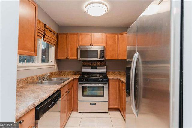 1196 Ashborough Drive J, Marietta, GA 30067