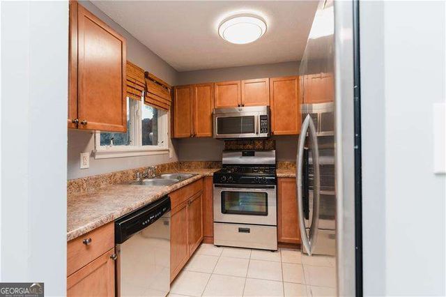 1196 Ashborough Drive J, Marietta, GA 30067