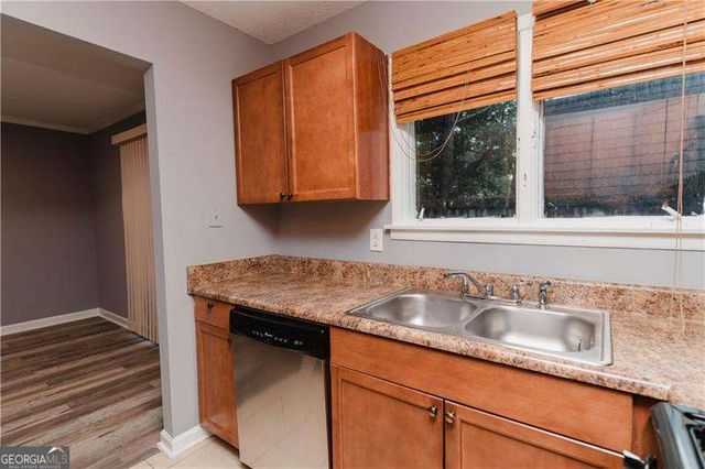 1196 Ashborough Drive J, Marietta, GA 30067