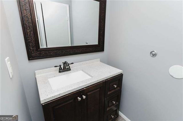 1196 Ashborough Drive J, Marietta, GA 30067