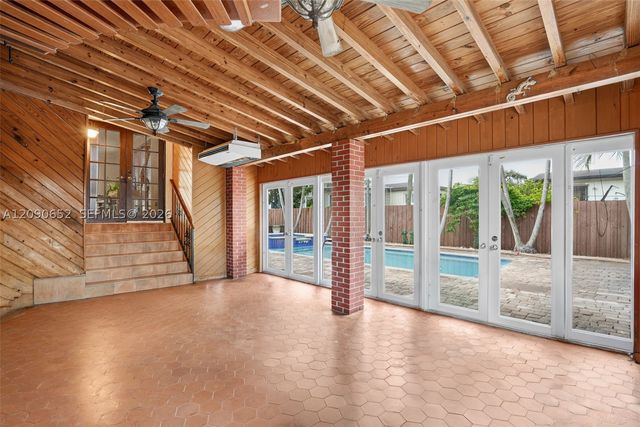 7911 SW 18th Ter, Miami, FL 33155