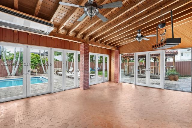 7911 SW 18th Ter, Miami, FL 33155