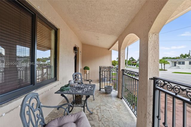 7911 SW 18th Ter, Miami, FL 33155