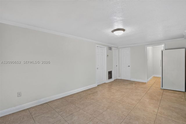 7911 SW 18th Ter, Miami, FL 33155