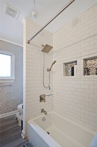 9015 Headley Drive, Sterling Heights, MI 48314