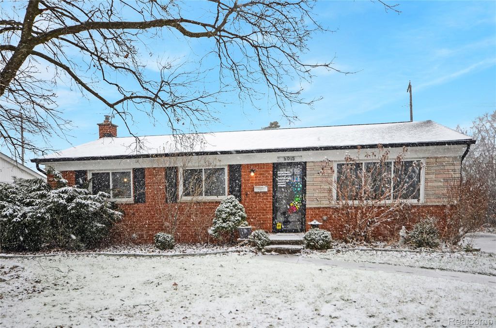 9015 Headley Drive, Sterling Heights, MI 48314