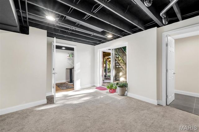 1124 Briarhurst Drive, Manchester, MO 63021