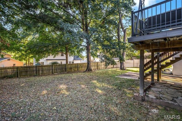 1124 Briarhurst Drive, Manchester, MO 63021