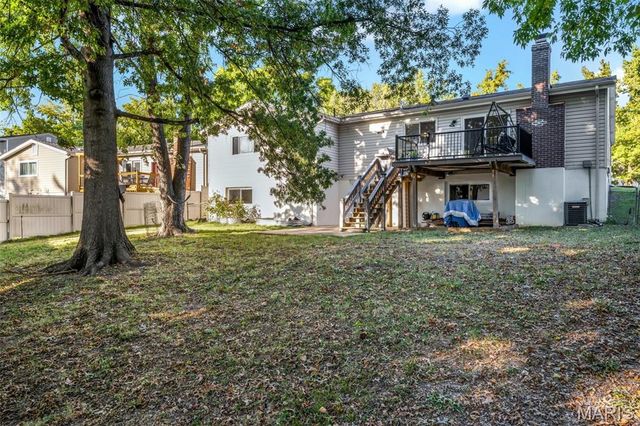 1124 Briarhurst Drive, Manchester, MO 63021