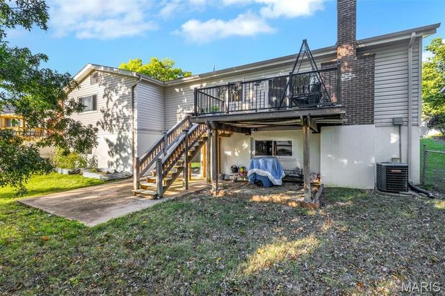 1124 Briarhurst Drive, Manchester, MO 63021