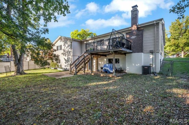 1124 Briarhurst Drive, Manchester, MO 63021