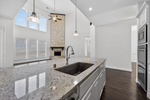 922 Amber Knoll Drive, Rockwall, TX 75087