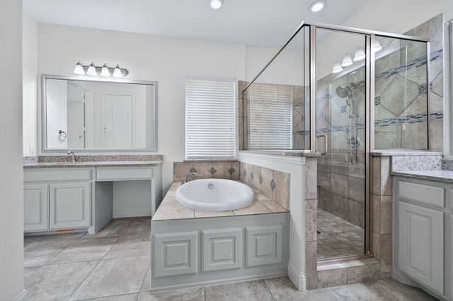 922 Amber Knoll Drive, Rockwall, TX 75087