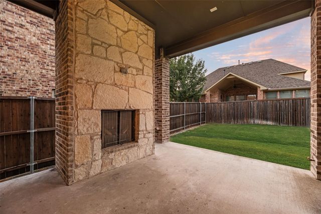 922 Amber Knoll Drive, Rockwall, TX 75087