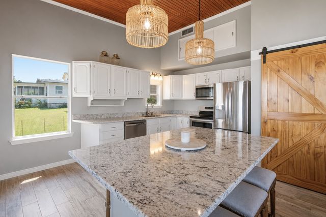 6820 Briar Road, Azle, TX 76020