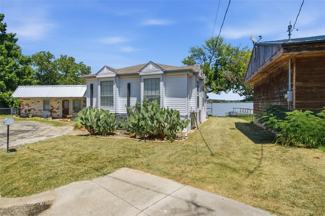 6820 Briar Road, Azle, TX 76020