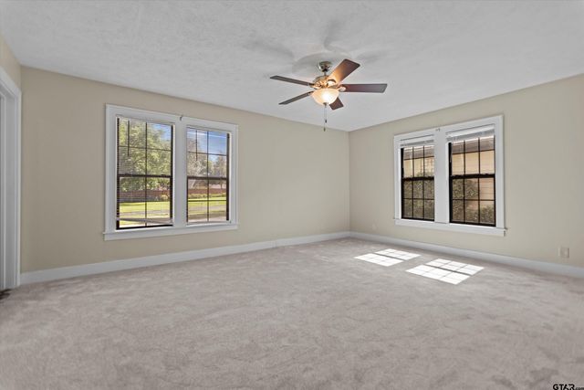 1815 S Robertson Ave., Tyler, TX 75701
