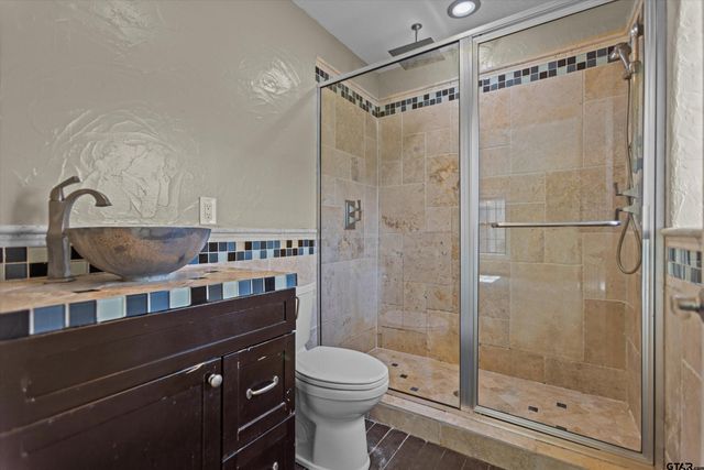 1815 S Robertson Ave., Tyler, TX 75701