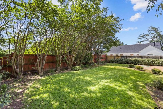1815 S Robertson Ave., Tyler, TX 75701