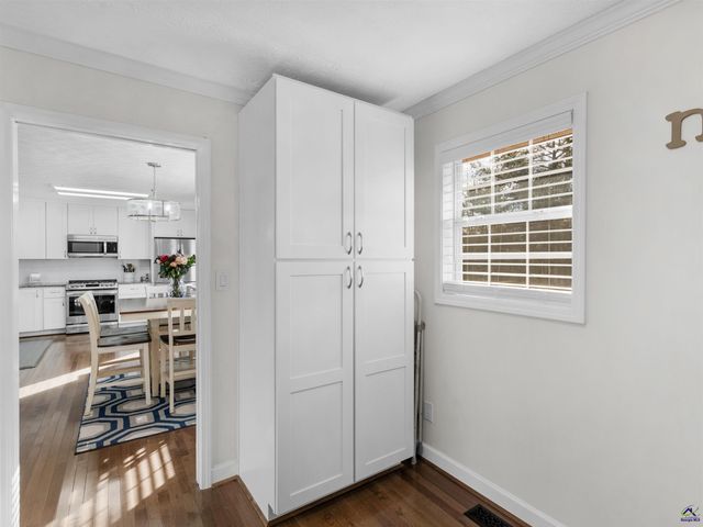 521 Levi Barnes Road, Jackson, GA 30233