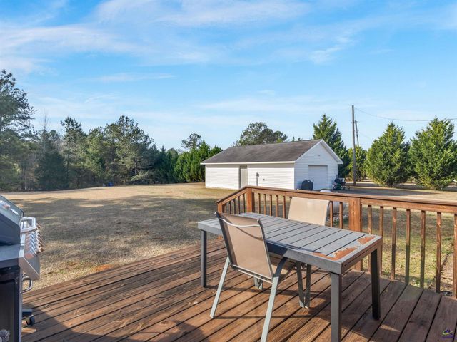 521 Levi Barnes Road, Jackson, GA 30233