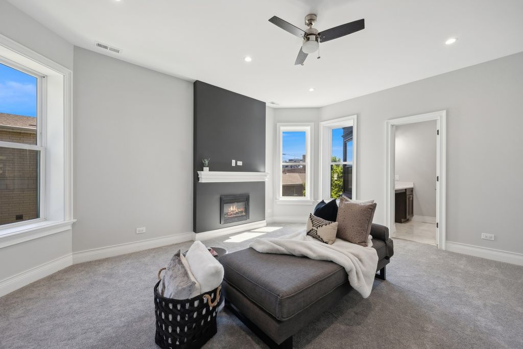 property-img