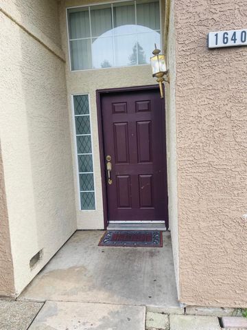 1640 Southpointe Dr, Yuba City, CA 95991