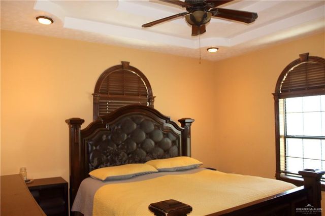 322 N Charco Blanco Road, Rio Grande City, TX 78582