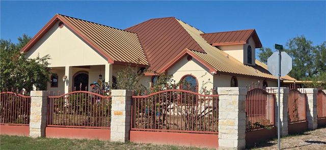 322 N Charco Blanco Road, Rio Grande City, TX 78582