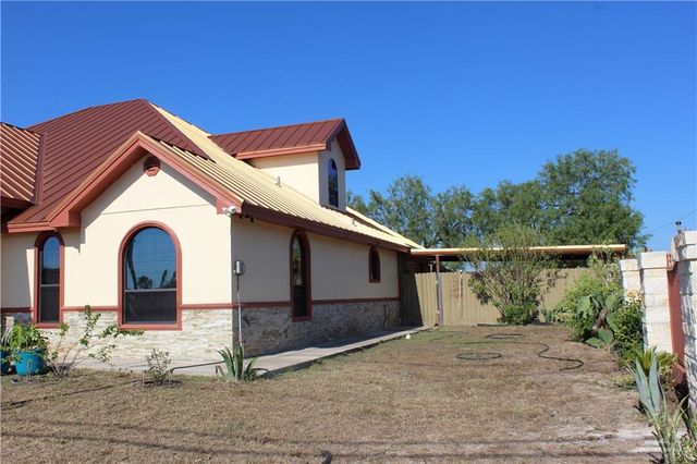 322 N Charco Blanco Road, Rio Grande City, TX 78582