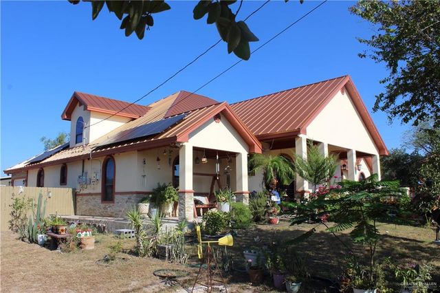 322 N Charco Blanco Road, Rio Grande City, TX 78582