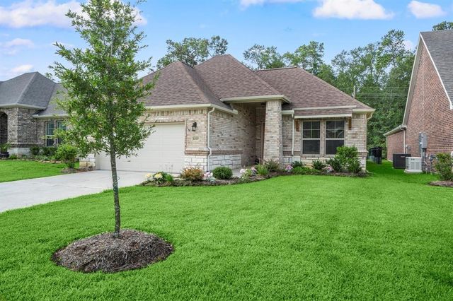 12117 Creekside Villas Court, Conroe, TX 77304